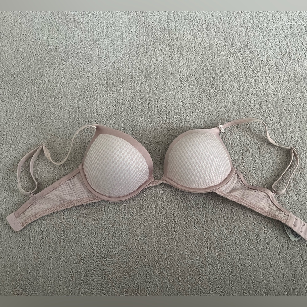 DKNY bra